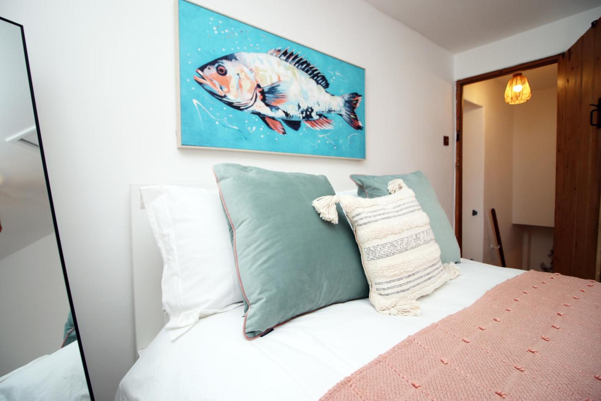 Little Gem In The Mumbles! Fishermans Cottage With Log Burner, Dog Friendly And Welcome Breakfast Hamper! Dış mekan fotoğraf