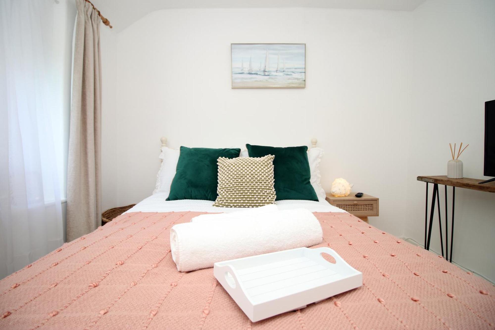Little Gem In The Mumbles! Fishermans Cottage With Log Burner, Dog Friendly And Welcome Breakfast Hamper! Dış mekan fotoğraf